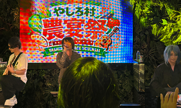 VALHALLAのライブの様子