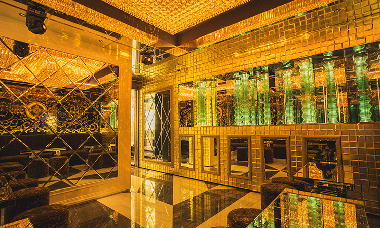 GOLD -名古屋-の店内写真7