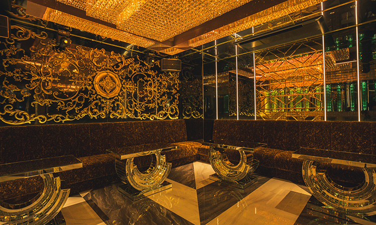 GOLD -名古屋-の店内写真8
