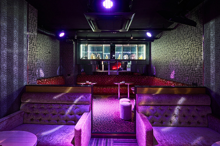 CROSSの店内写真1